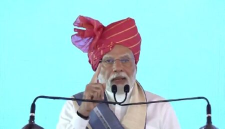 pm modi attacks congress