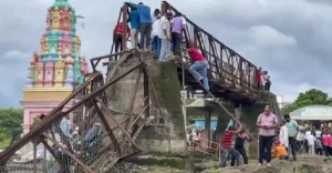 Pune bridge accident
