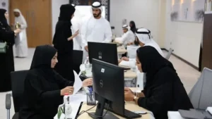 dubai flexible work hours govt employees