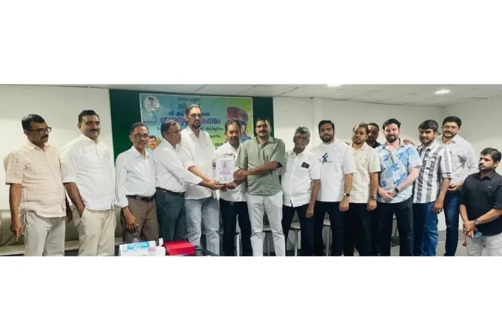 ഹജ് സേവനത്തിന്റെ മഹനീയ മാതൃക; ഒ.എം ഷെരീഫിന് കെഎംസിസി യാത്രയയപ്പ് നൽകി