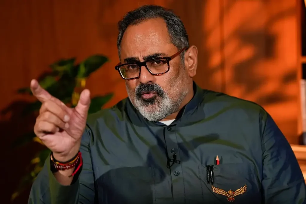 ഭൂമി കുംഭകോണം; ബി.ജെ.പി സംസ്ഥാന പ്രസിഡന്റ് രാജീവ് ചന്ദ്രശേഖറിനെതിരെ പ്രതിഷേധം ശക്തമാവുന്നു