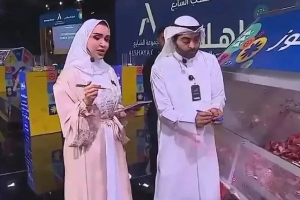 വാണിജ്യ സമ്മാന നറുക്കെടുപ്പ് തട്ടിപ്പ്: 73 അംഗ സംഘത്തിന് എതിരായ കേസ് ക്രിമിനല് കോടതിക്ക് കൈമാറി