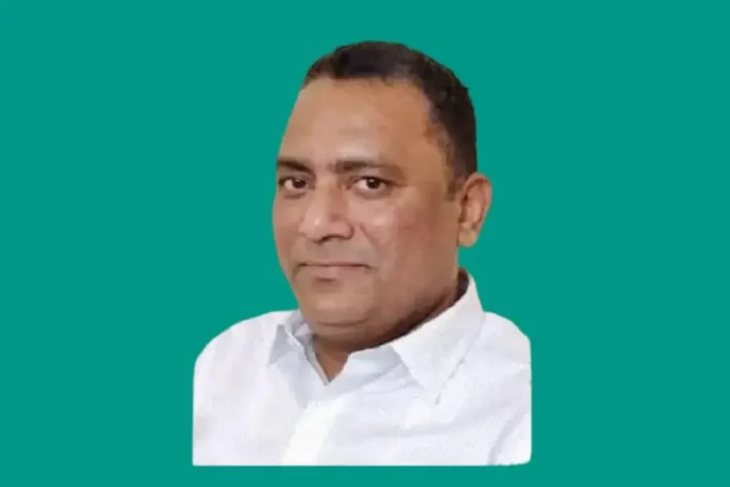 ഒമാനില് കോളേജ് അധ്യാപകനായ മലയാളി താമസ സ്ഥലത്ത് മരിച്ച നിലയില്