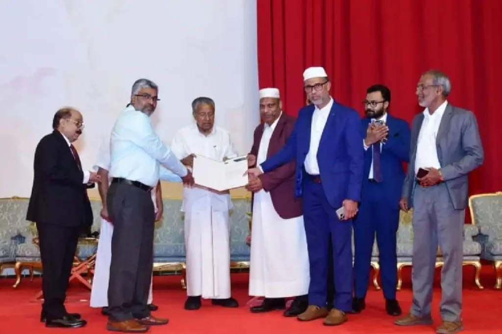 വിദേശത്ത് അക്ഷയ കേന്ദ്രങ്ങൾ സ്ഥാപിക്കണം; ഐ.സി.എഫ് മുഖ്യമന്ത്രിക്ക് നിവേദനം നൽകി