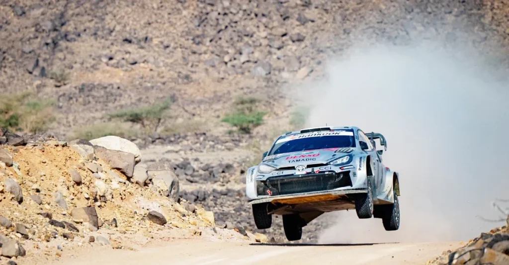 ജിദ്ദയിൽ ആവേശക്കൊടുമുടി താണ്ടി വേൾഡ് റാലി ചാമ്പ്യൻഷിപ്പ്