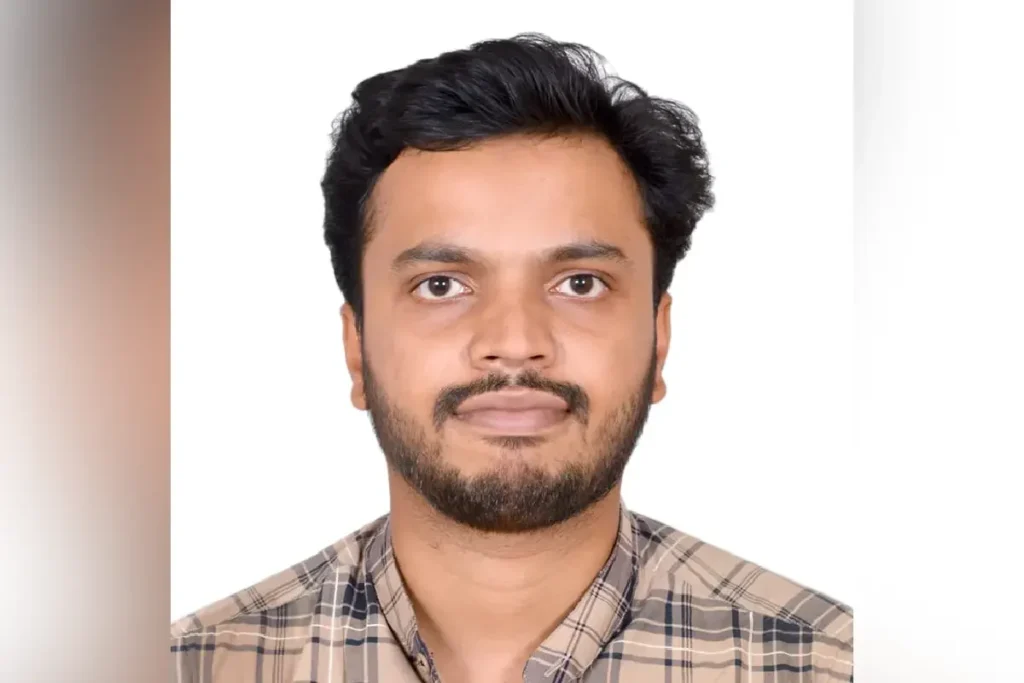 ഹൈദരാബാദ് ഇഫ്ലു യൂണിവേഴ്സിറ്റിയിൽനിന്ന് ഡോക്ടറേറ്റ് നേടി ചെറവന്നൂർ സ്വദേശി