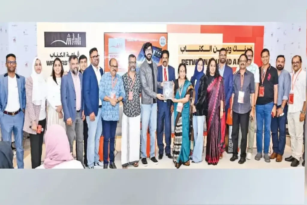 ‘സെമസ്റ്റർ, ബിയോണ്ട് ദി സിലബസ്’; എം.ഇ.എസ് കോളജ് അലുമ്നി മാഗസിൻ പ്രകാശനം ചെയ്തു