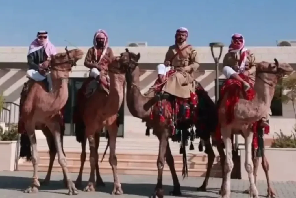 ഉംറ കര്മം നിര്വഹിക്കാന് ജോര്ദാനില് നിന്ന് ഒട്ടകപ്പുറത്ത് പുറപ്പെട്ട സംഘം സൗദിയില് പ്രവേശിച്ചു