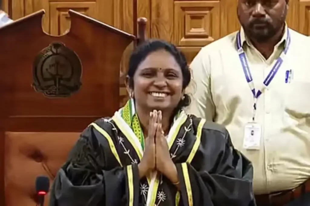 കൊച്ചി കോര്പ്പറേഷന് മേയറായി കോണ്ഗ്രസിന്റെ വി കെ മിനിമോള്