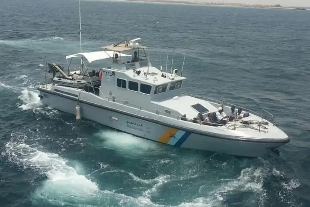 ബോട്ട് തകരാറിലായി കടലിൽ കുടുങ്ങി: നാല് ഗൾഫ് പൗരന്മാരെ രക്ഷപ്പെടുത്തി സൗദി സുരക്ഷാ സേന