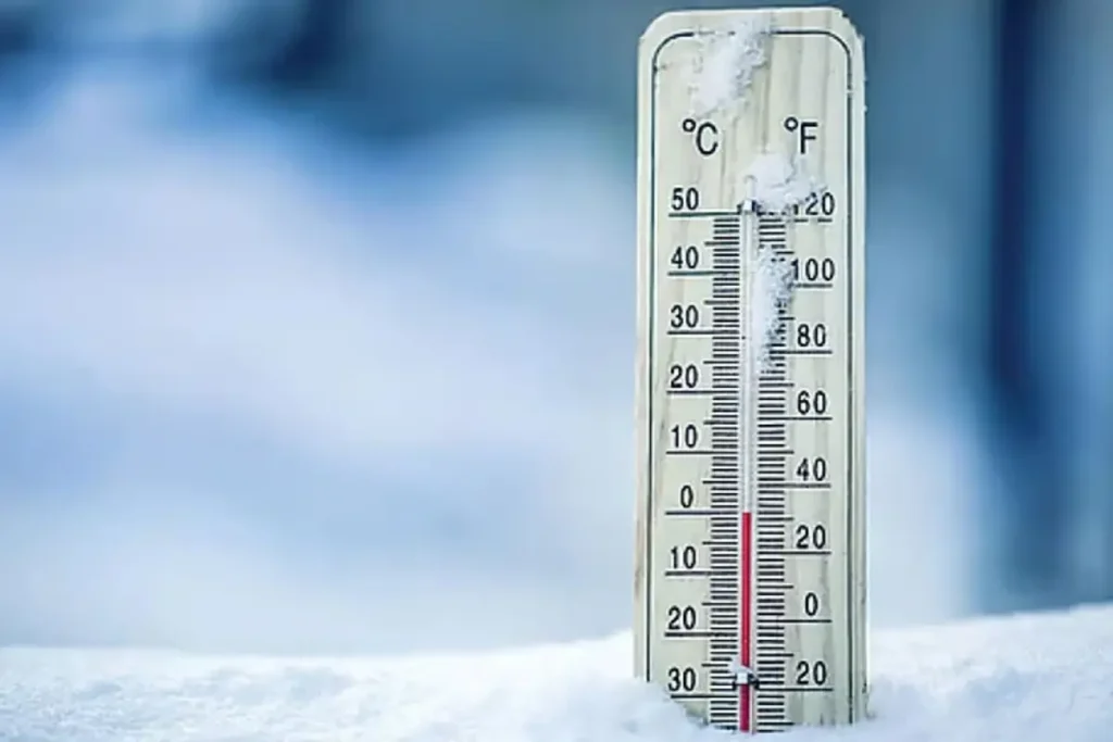 സൗദിയിലെ ഏഴു പ്രവിശ്യകളില് നാളെ മുതല് അതിശൈത്യം