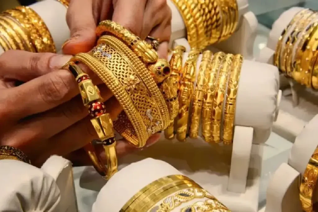 സ്വർണവിലയിൽ ‘മഹാവിസ്ഫോടനം’; പവന് ഒറ്റയടിക്ക് കൂടിയത് 8,640 രൂപ