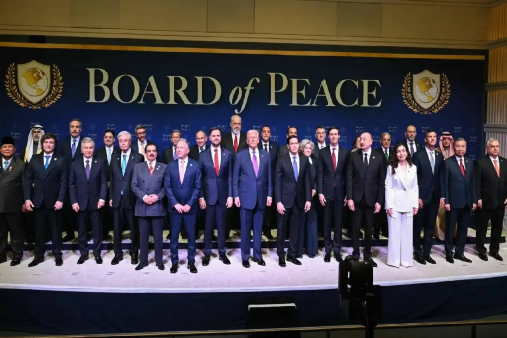 സമാധാന ബോര്ഡിന്റെ പ്രഥമ യോഗത്തില് ട്രംപ് ഗാസക്ക് 1,000 കോടി ഡോളര് പ്രഖ്യാപിച്ചു