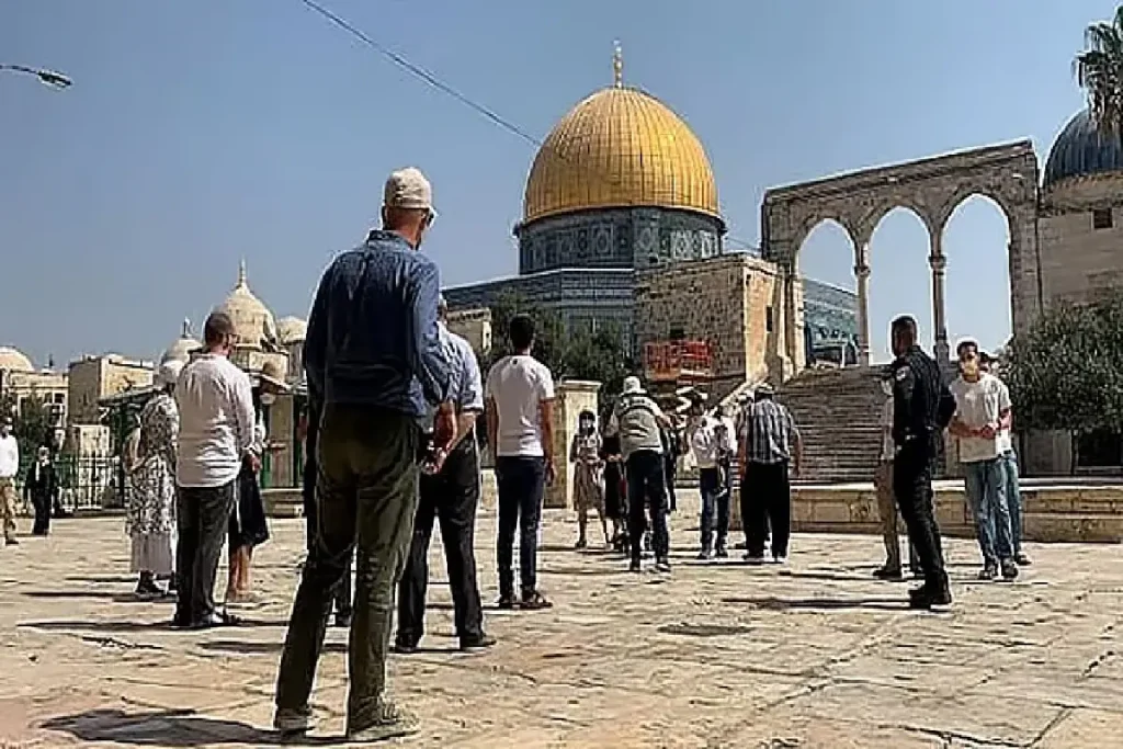 തുടര്ച്ചയായ അഞ്ചാം ദിവസവും ഇസ്രായില് സേന അല്അഖ്സ മസ്ജിദ് അടച്ചുപൂട്ടി