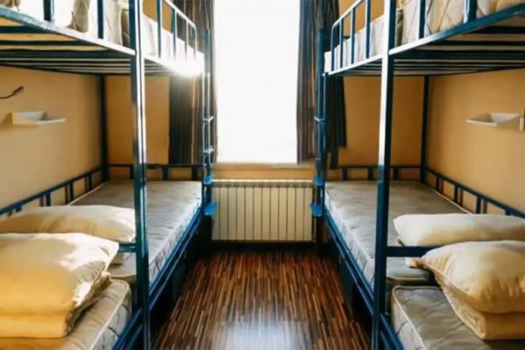 ദുബൈയിൽ താമസ കേന്ദ്രങ്ങളും മുറികളും പങ്കിടുന്നതിന് പുതിയ നിയമം; ലംഘിച്ചാൽ അഞ്ച് ലക്ഷം ദിർഹം വരെ പിഴ