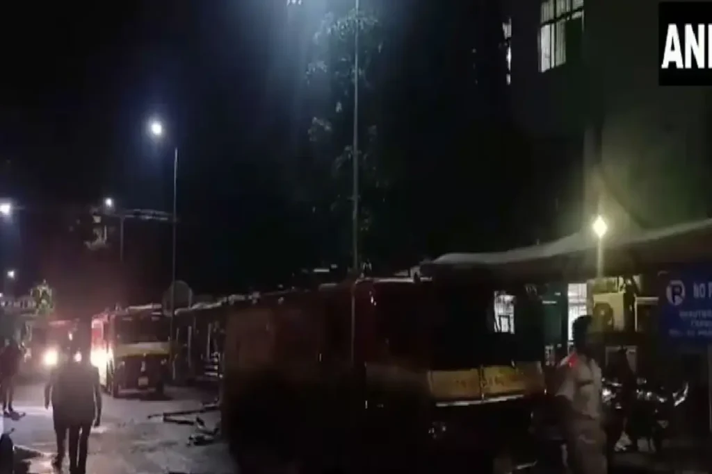 ഒഡീഷയിലെ മെഡിക്കൽ കോളേജിൽ വൻ തീപിടുത്തം; 10 രോഗികൾക്ക് ദാരുണാന്ത്യം