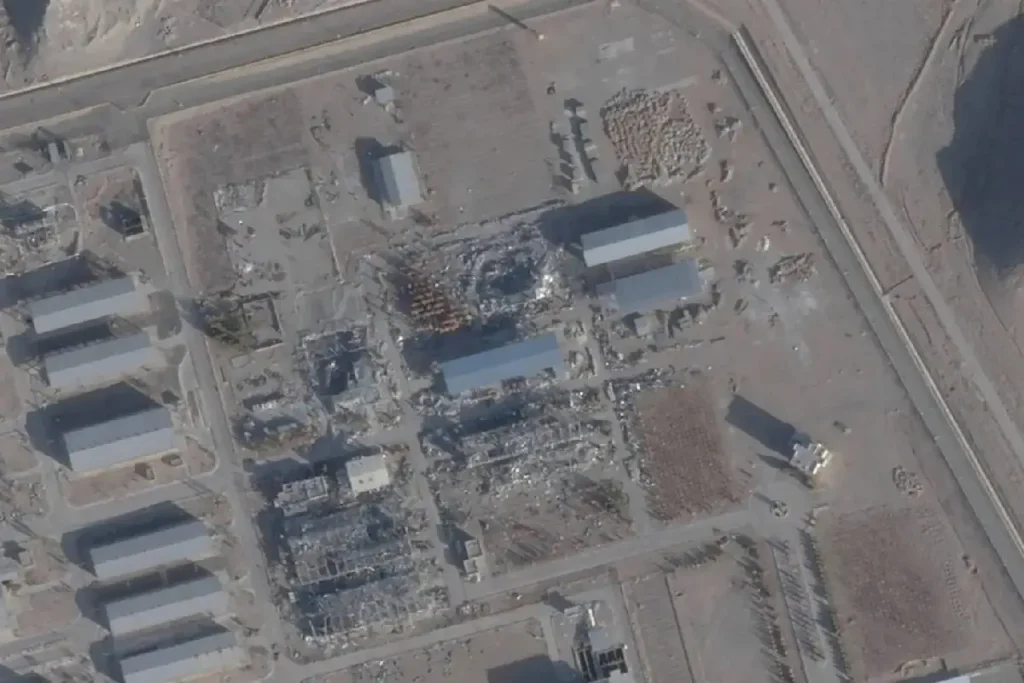 ഇറാനിലെ ആണവ, സൈനിക കേന്ദ്രങ്ങള്ക്കെതിരായ ആക്രമണങ്ങളില് 50 ലേറെ യുദ്ധവിമാനങ്ങള് പങ്കെടുത്തതായി ഇസ്രായില്