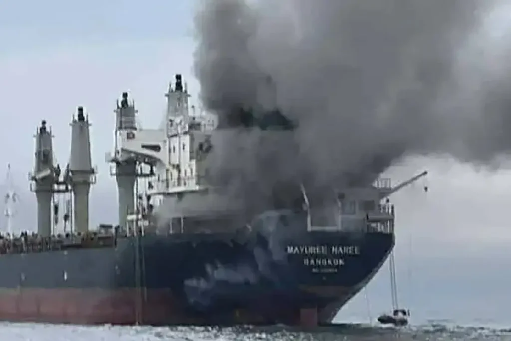 ദുബൈ തുറമുഖത്ത് കുവൈത്ത് എണ്ണ ടാങ്കറിന് നേരെ ഇറാന് ആക്രമണം