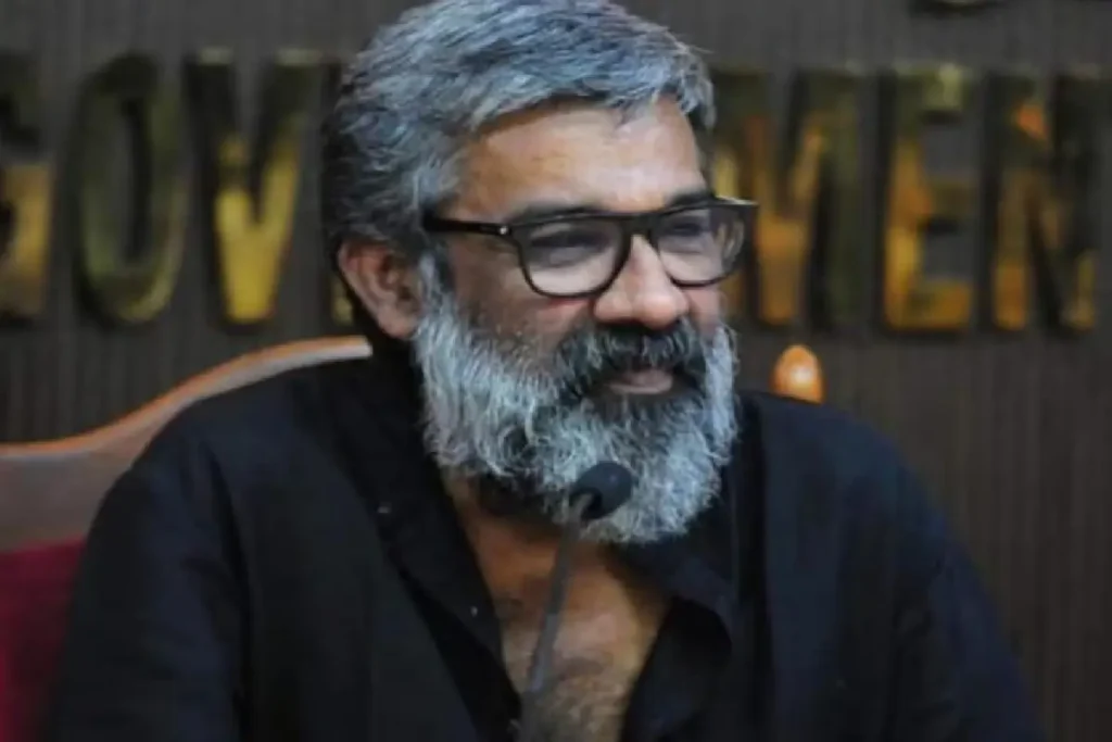 സംവിധായകൻ രഞ്ജിത്തിനെ കോടതി പോലീസ് കസ്റ്റഡിയിൽ വിട്ടു; ജാമ്യാപേക്ഷ ചൊവ്വാഴ്ച പരിഗണിക്കും