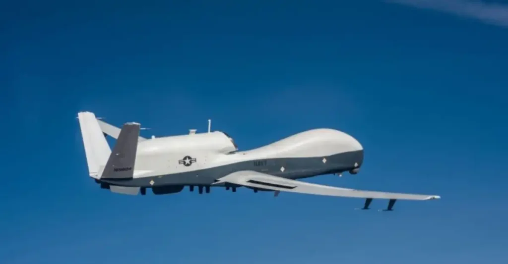 അമേരിക്കക്ക് വൻ തിരിച്ചടി, ഏറ്റവും വിലയേറിയ ചാരവിമാനം പേർഷ്യൻ കടലിടുക്കിൽ അപ്രത്യക്ഷമായി; പിന്നിൽ ഇറാനെന്ന് സംശയം