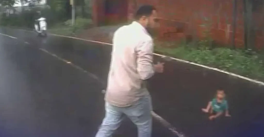 റോഡിനെ നടുക്കിയ ആ 30 സെക്കൻഡ്; ചോരയുറഞ്ഞുപോയ നിമിഷം, കൊണ്ടോട്ടി പുളിക്കലിൽ ബസ് ജീവനക്കാർ രക്ഷകരായപ്പോൾ