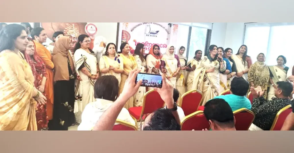 ഒരുമയുടെ നിറം ചാർത്തി ‘സവ’ ‘ഓണനിറവ് ‘