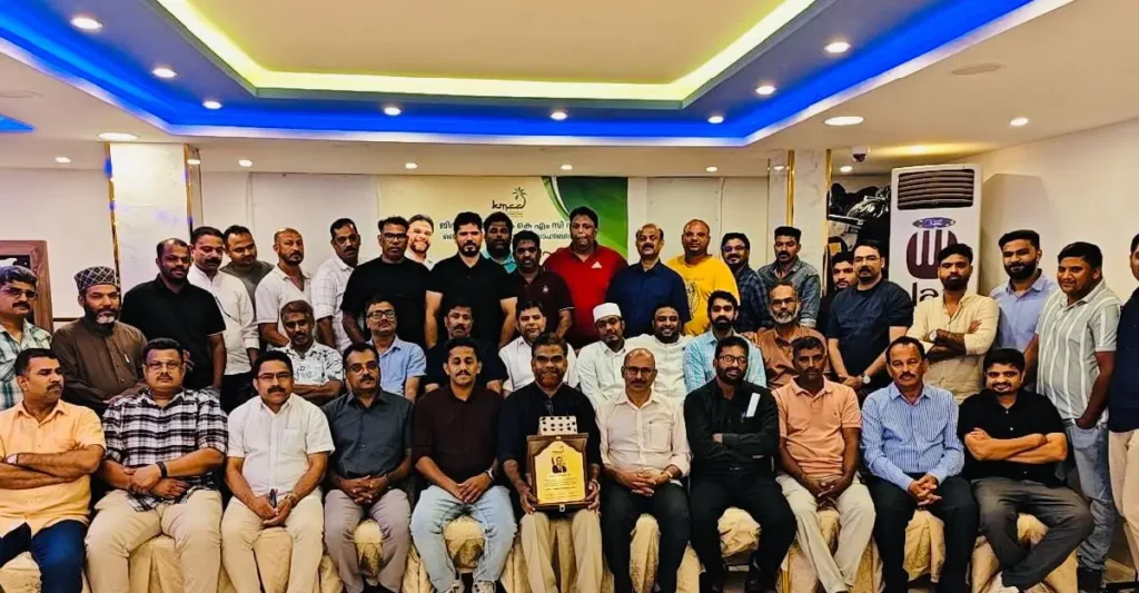 മൂന്നര പതിറ്റാണ്ടിന്റെ പ്രവാസം അവസാനിപ്പിച്ച് സലീം സദാഫ്കോ നാട്ടിലേക്ക്